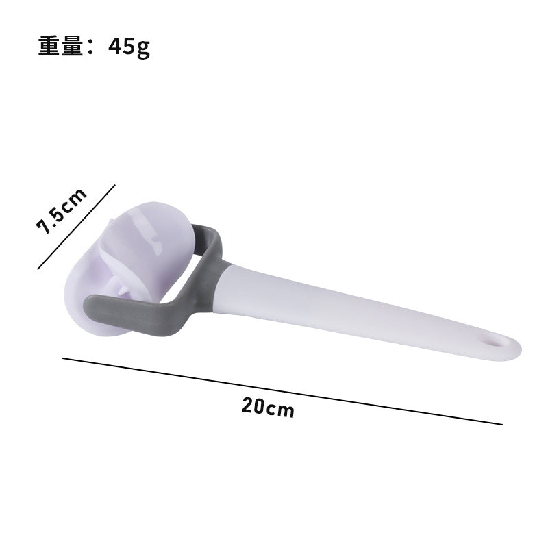 hot-selling dough biscuit roller knife casual portable plastic fondant dough roller knife biscuit demoulding device