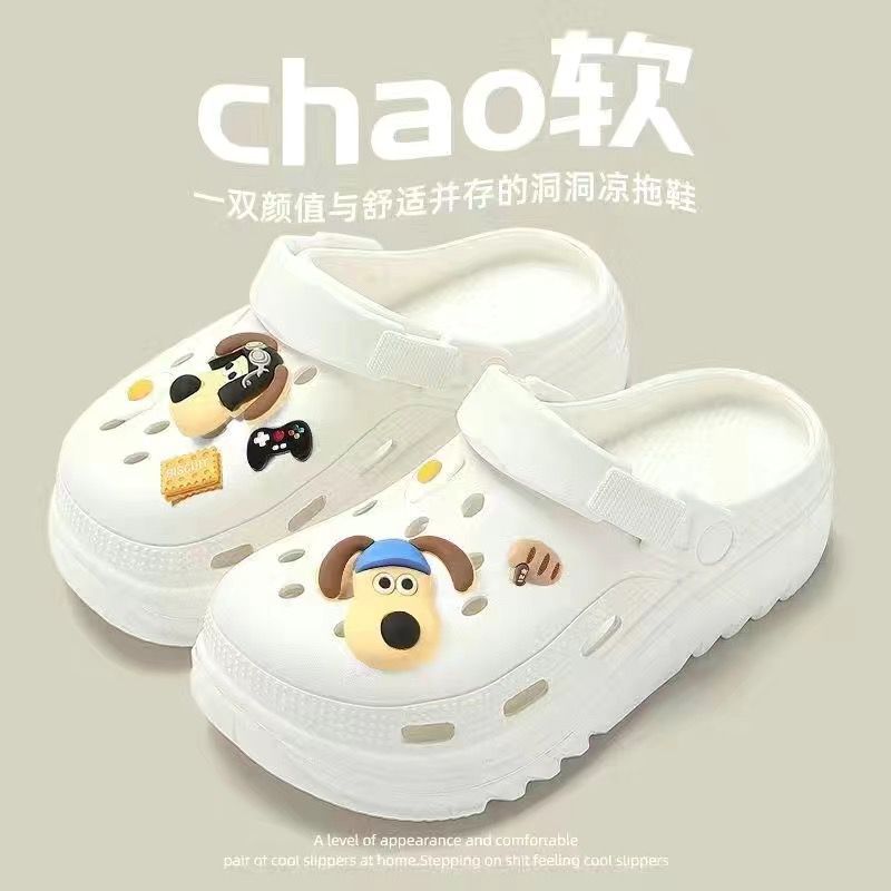 New arrival crocs women's summer 2025 new arrival shit-stepping outwear nurse thick solenon-slip toe cap sandals and slippers for women