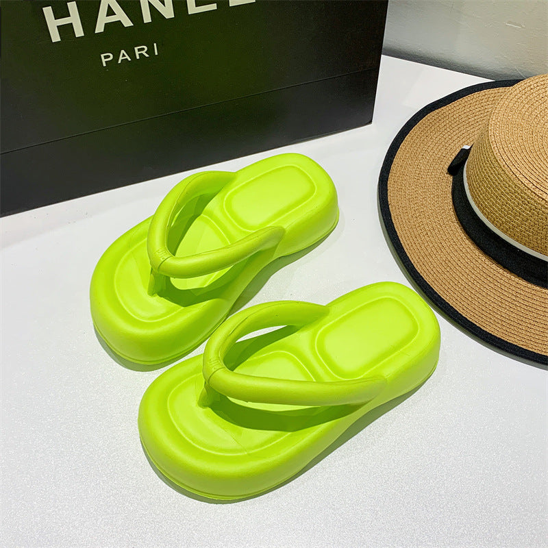 2025new arrival stepping on shit touching flip flops for women summer ins trendy fairy style casualthick sole flip flops beach sandals
