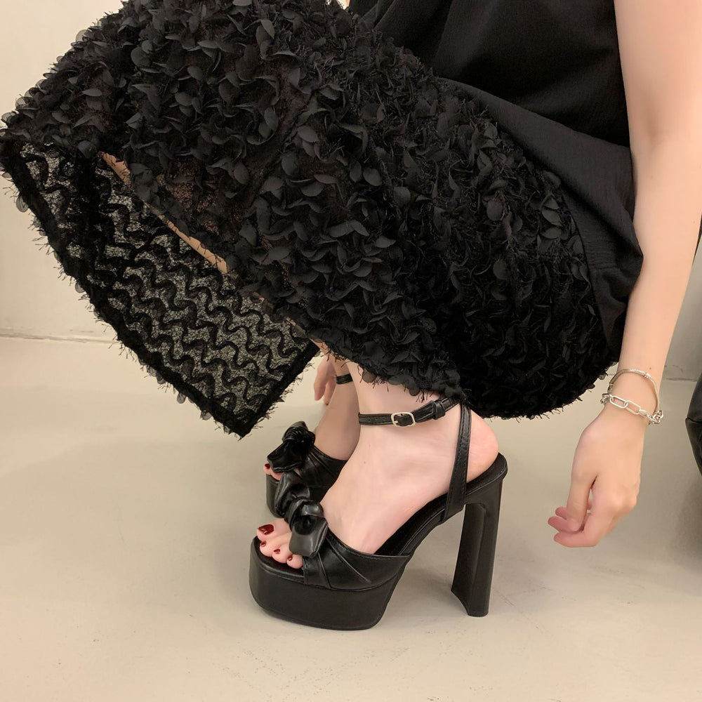 High-heeled niche accessible luxury 2025 summer handmade women's shoes cross-border foreign trade retro women's shoes sandals outwear catwalk high heels