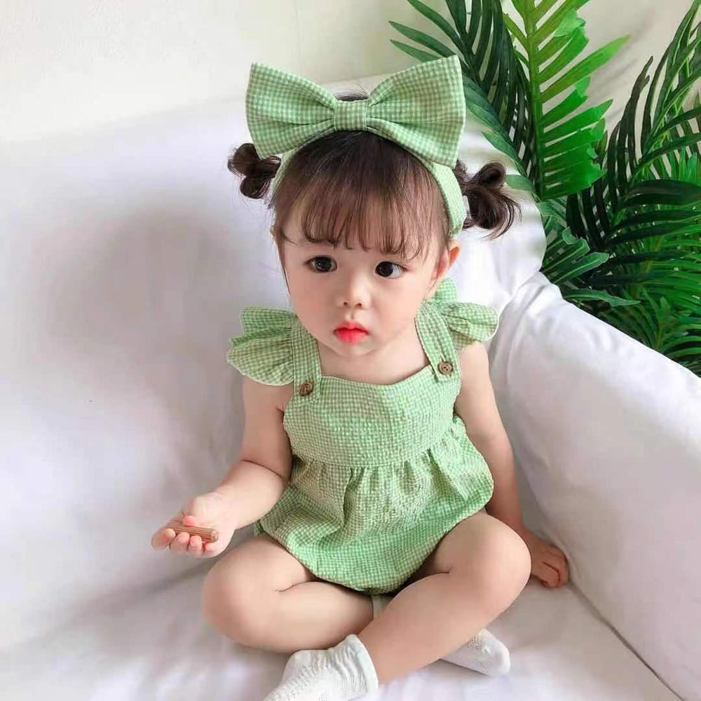 Infant summerk-style baby girl small plaid flying sleeves triangular bag butt shirt newborn haha wear headband