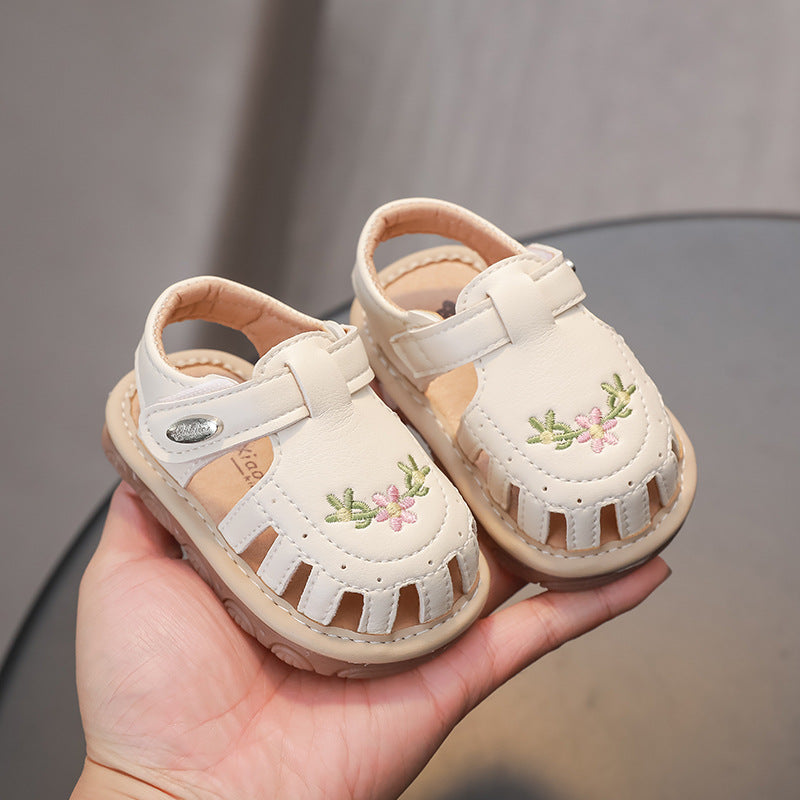 New spring/summer embroidered baby sandals - soft sole crib shoes with squeaker for infants (0-2 years)