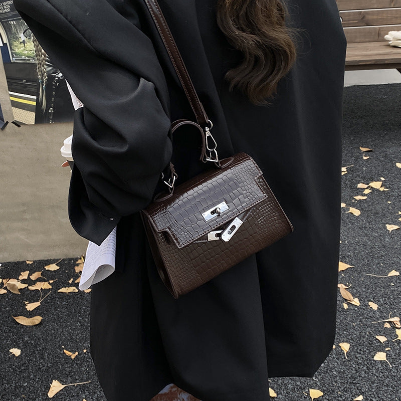 Kelly handbag bag for women this year's best selling crocodile pattern small square bag with super good texture classyniche style shoulder crossbody bag