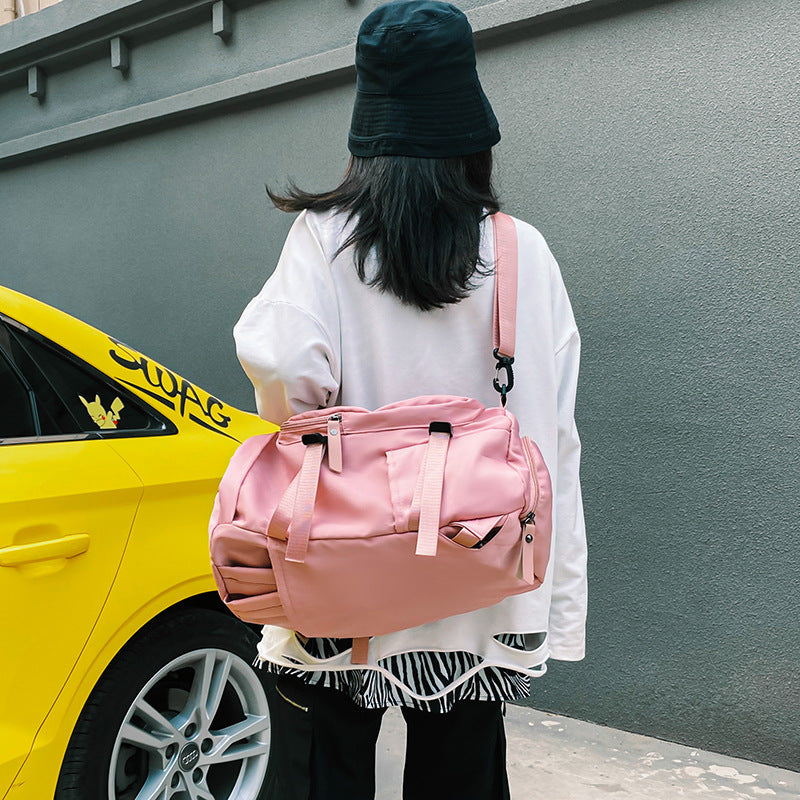 Short trip bag Large capacity sports messenger backpack Dry and wet separation fitness bag Stylish and lightweight portable duffel bag