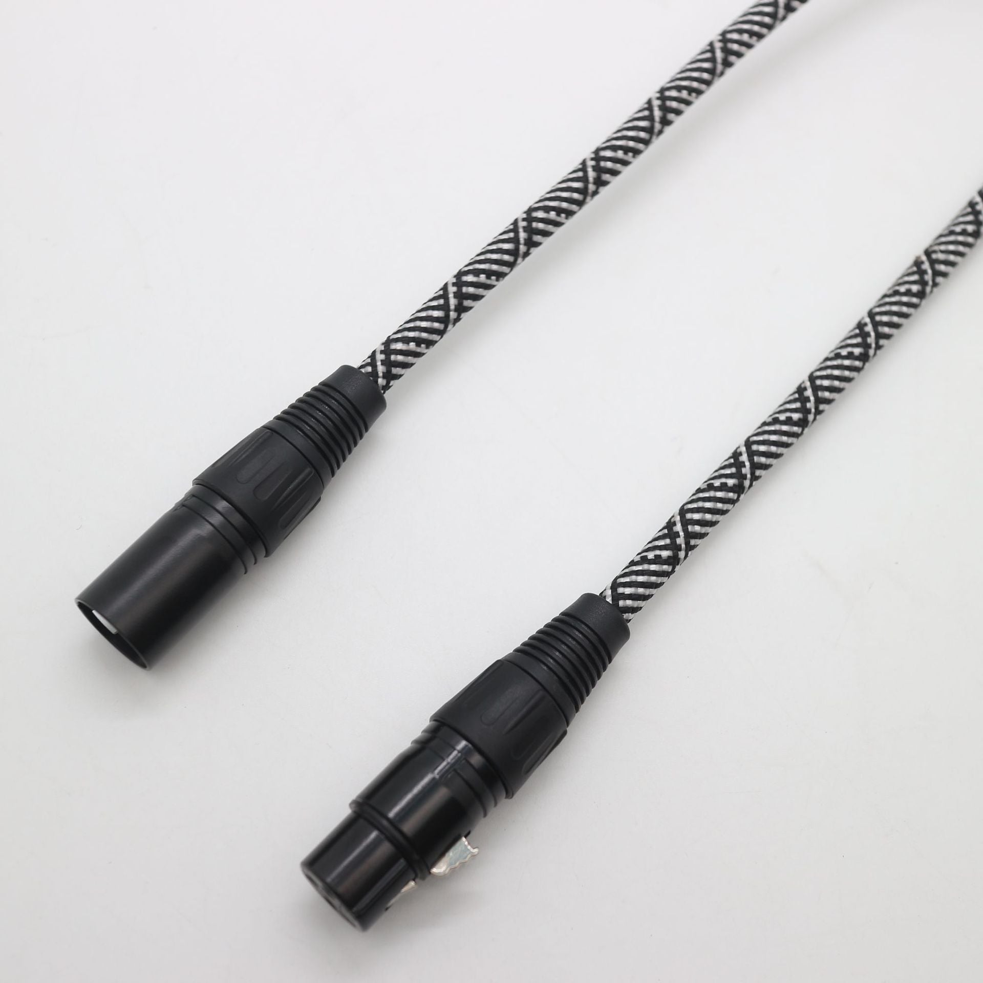Black and white high-grade pit viper pattern braided network interface card Nong 3pin male to female microphone cable protective cover flame retardant network cover envelope