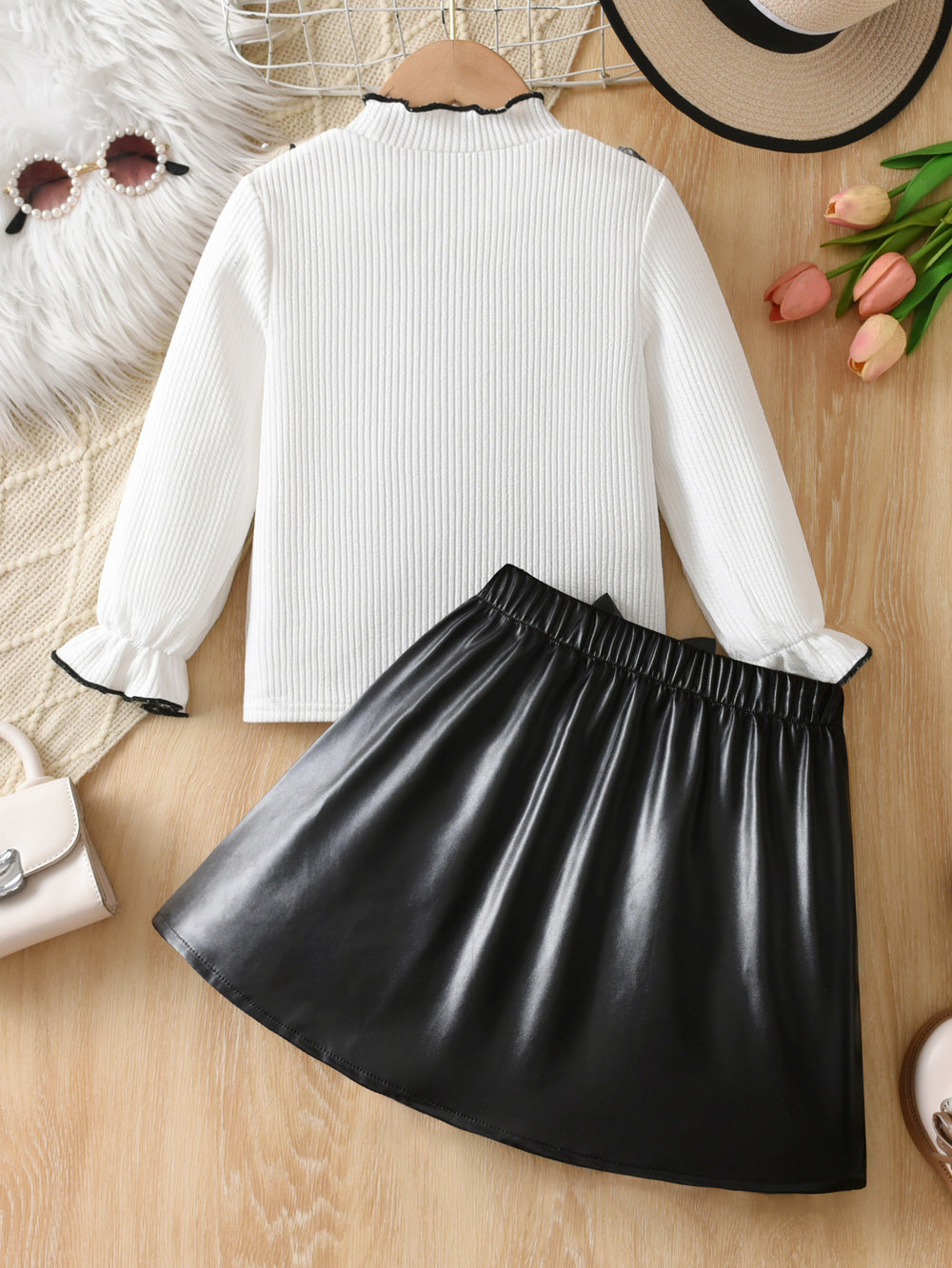 girlsuitwhiteknittingtops flying sleeves lace leather skirt bowskids skirt two-piece set