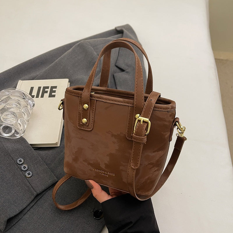 Fashion women's bag 2025 new messenger bag bucket bag niche design high sense foreign versatile shoulder handbag