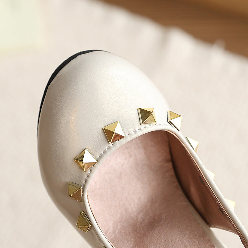 Fanka haotrendy version of small leather shoes, pointed toe rivets, mary jane shoes, niche stylesense of design, work clothingeasiest for matchelegantflats