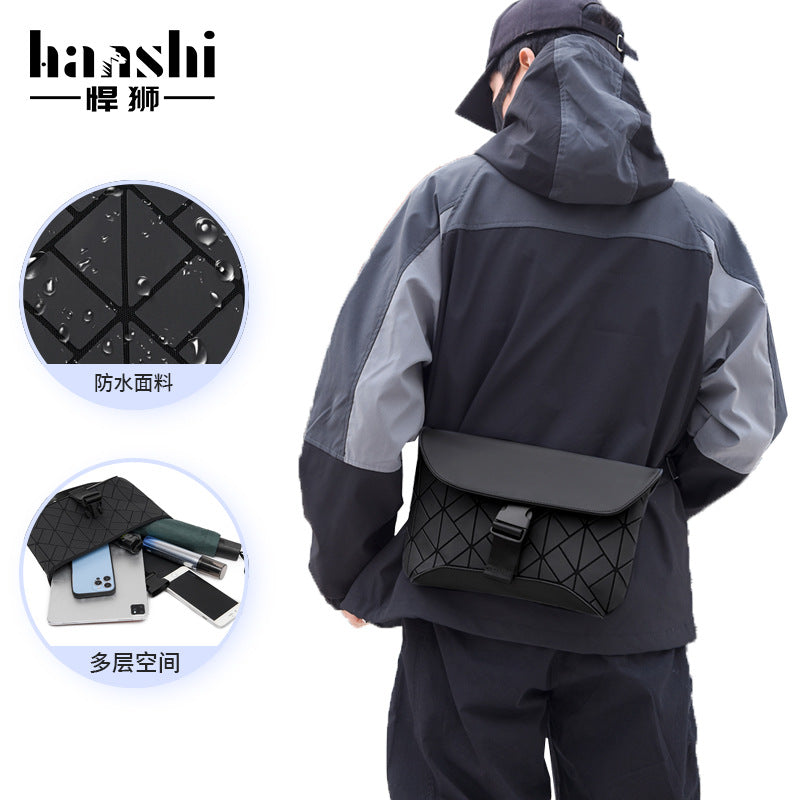 Fashion Men's Crossbody Bag Premium Sense Chest Bag Casual Fanny Bag One Shoulder Waterproof Men's Bag Travel Women's Shoulder Bag Tide
