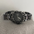 New trendy niche metal irregular claw vintage style watch european and american fashion retro quartz watch wholesale
