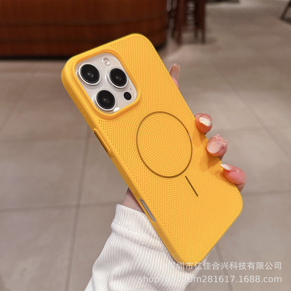Ice-feeling summer heat-dissipating magnetic mesh suitable for apple 17promax ultra-thin pc frosted mobile phone case iphone16