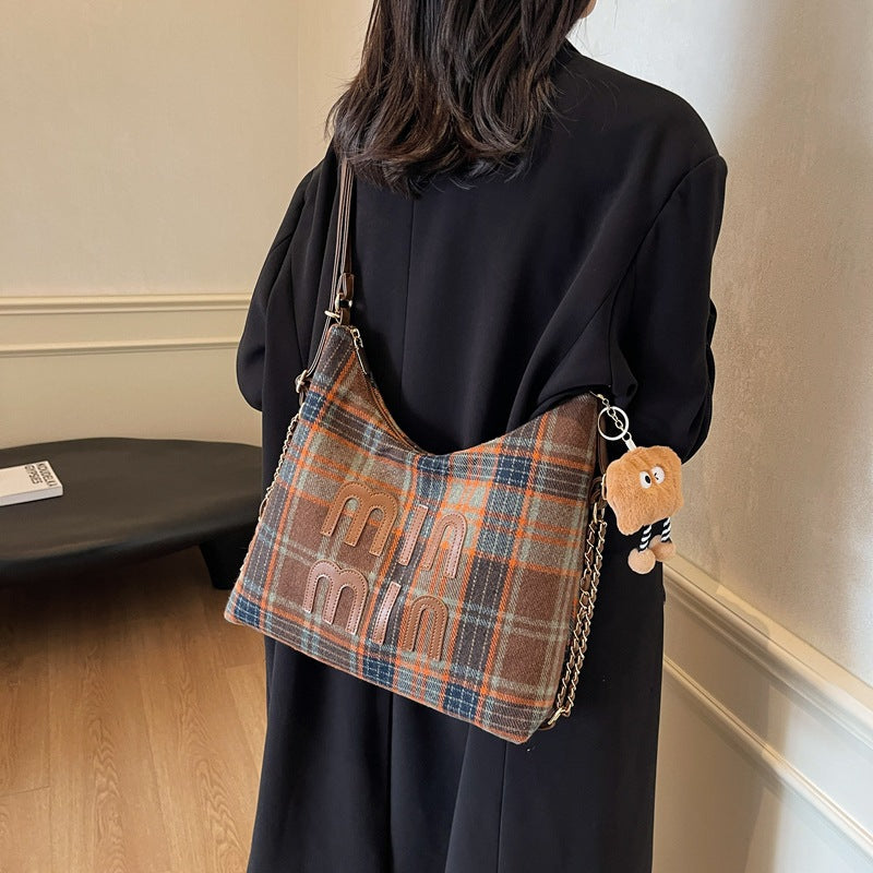 Retro woolen Korean version underarm bag women's bag 2025 new fashion casual chain backpack texture messenger bag