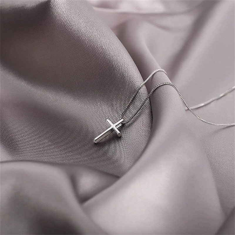 Cross necklace for women casualniche stylesense of designk-style geometric clavicle chain 2024 new winter chain