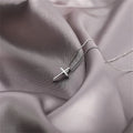 Cross necklace for women casualniche stylesense of designk-style geometric clavicle chain 2024 new winter chain