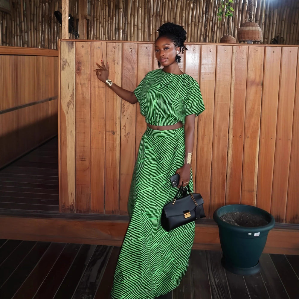 European and american cross-border women's fashion  winter new collection: short-sleeve crew neck loose-fit top and waist-cinching long skirt set