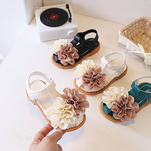 Sweet floral decorated girls' sandals -  summer new arrival - kids' single strap buckle sandals - versatile and stylish outdoor wear