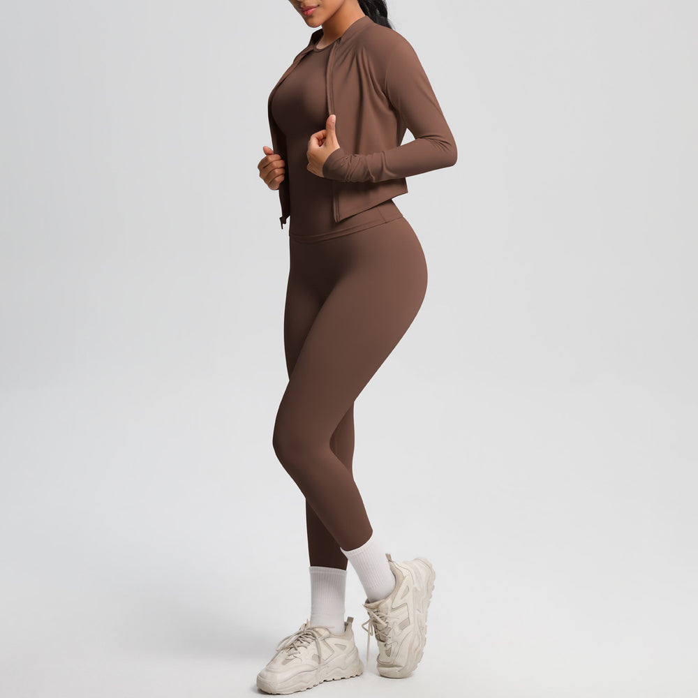 Ready-to-ship cross-border brushed microfiber seamless breathable compression short-sleeve three-piece activewear set for women - perfect for running, fitness, and yoga