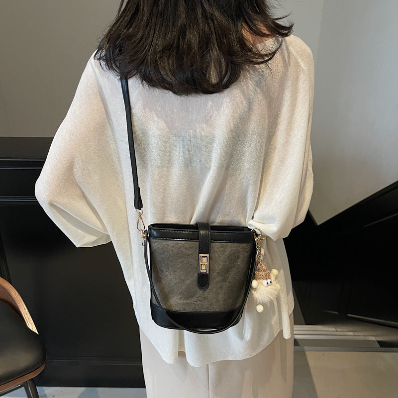 ins texture handbag women's 2025 new fashion small bag retro bucket bag shoulder bag messenger bag