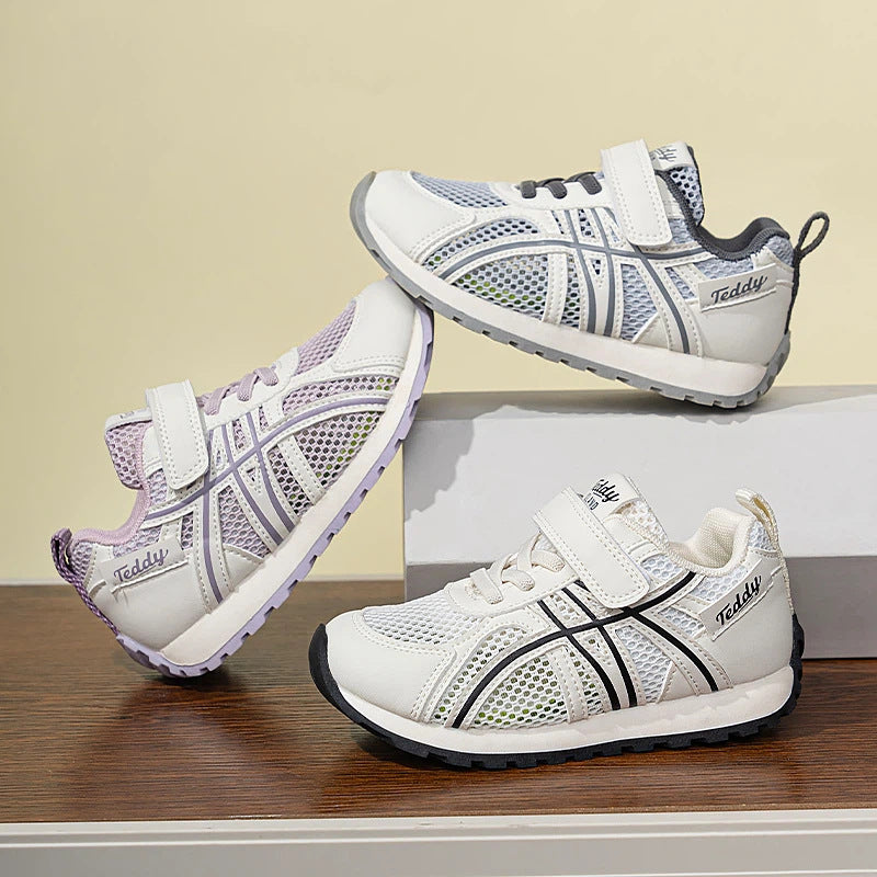 summer new kids' soft-soled sneakers: boys' anti-slip athletic shoes, lightweight running shoes for mid-to-large children, and aglet shoes