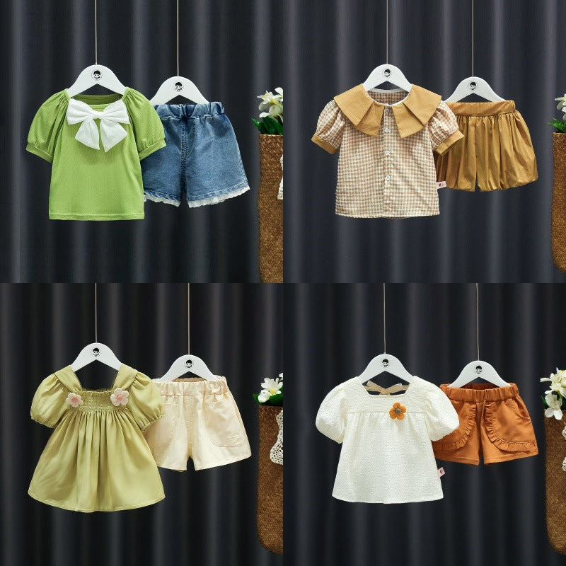 Girls' summer short-sleeve outfit:  new kids' stylish t-shirt and shorts fashionable two-piece trendy children's clothing set