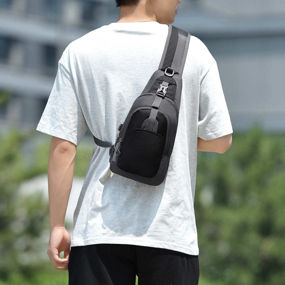 Simple men's messenger bag trendy and cool commuter messenger bag men's wholesale delivery shoulder bag leisure travel portable business