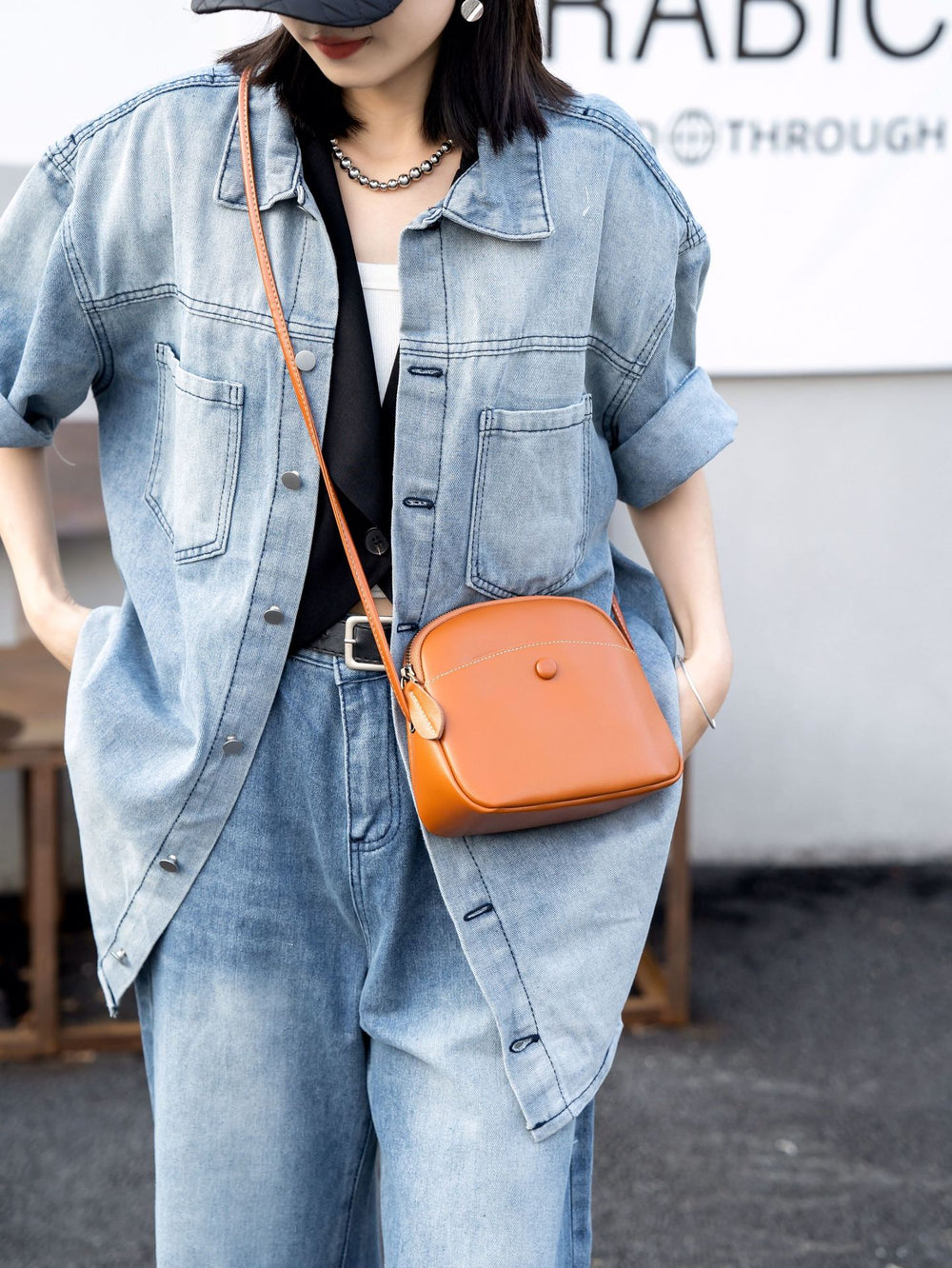 Spring/summer 2025 new women's phone bag: genuine leather soft bag, lightweight casual crossbody bag, fashionable versatile shoulder bag