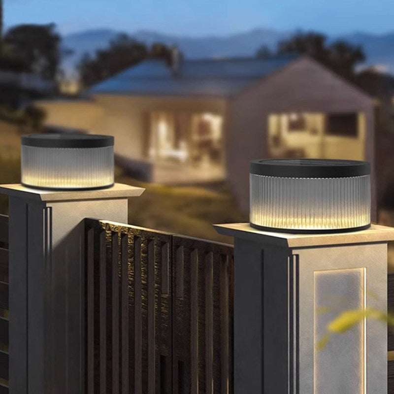 Outdoor pillar lights, garden post lights, fence post lights, solar waterproof garden pillar lights, villa column lights