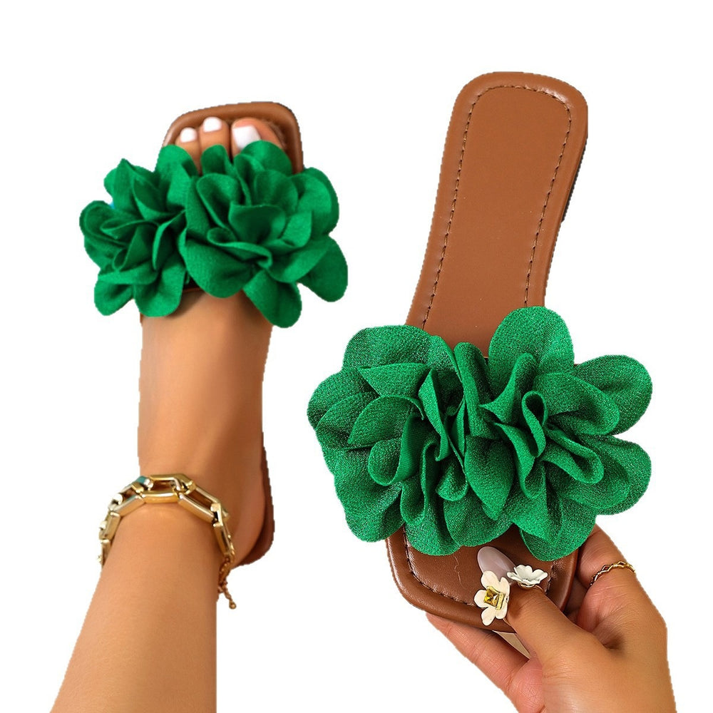 Wholesale women's plus size summer  new half-slippers: floral flat sandals, versatile one-strap slides for outdoor wear