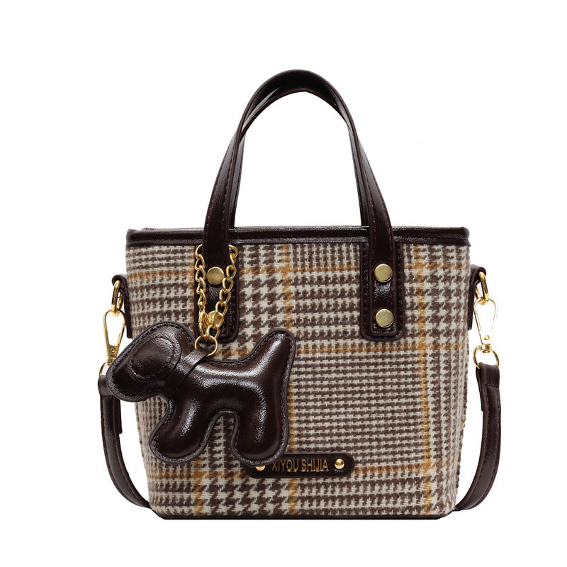 Trendy plaid bucket bag for women - new 2025 spring collection, unique design, commute-friendly small bag, vintage-inspired artistic crossbody bag