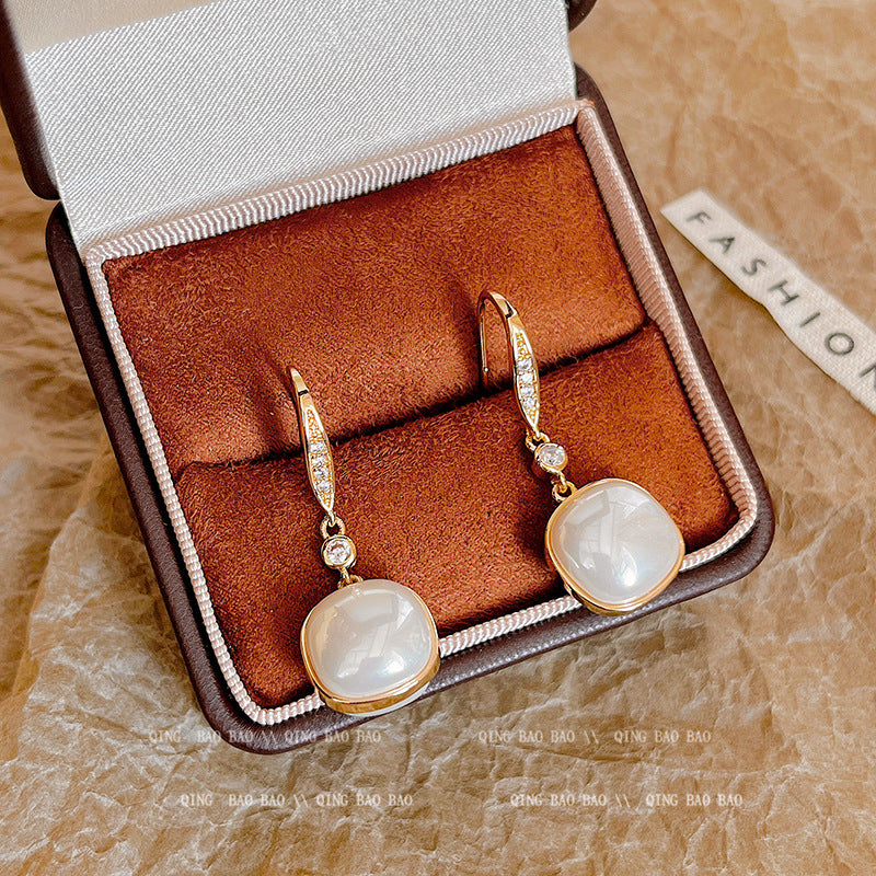 Korean retro pearl pendant earrings women's ins trendy light luxury super sparkling micro-inlaid zircon ear hooks earrings wholesale