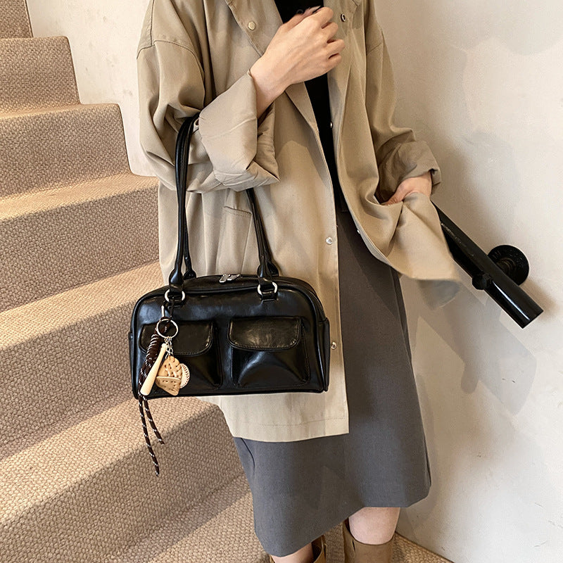 Retro underarm bag women's 2025 new textured tote shoulder bag niche large-capacity portable commuter bag