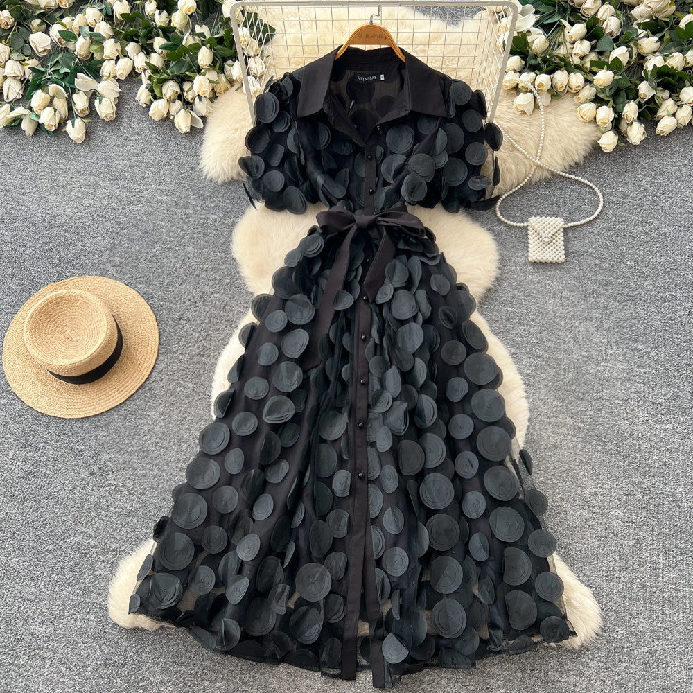 French chic lace-trimmed dress: women's summer short-sleeve a-line dress with tie waist – elegant and refined
