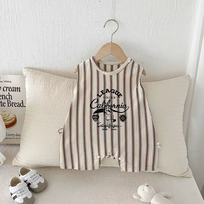 Stylish and adorable summer romper for baby boys: sleeveless bodysuit for newborns - lightweight summer outfit