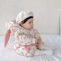 Newborn baby girl's winter outfit: thickened one-piece romper, fleece-lined, perfect for full-month celebrations, 100-day celebrations, and winter outings