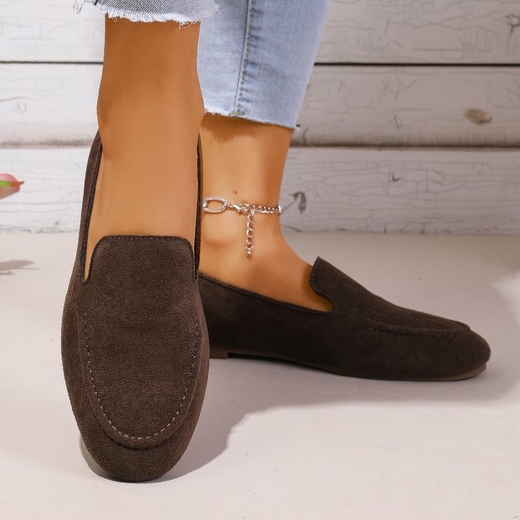 spring new arrivals: plus-size casual loafers for women (sizes 35-42). wholesale available. dropshipping to  and