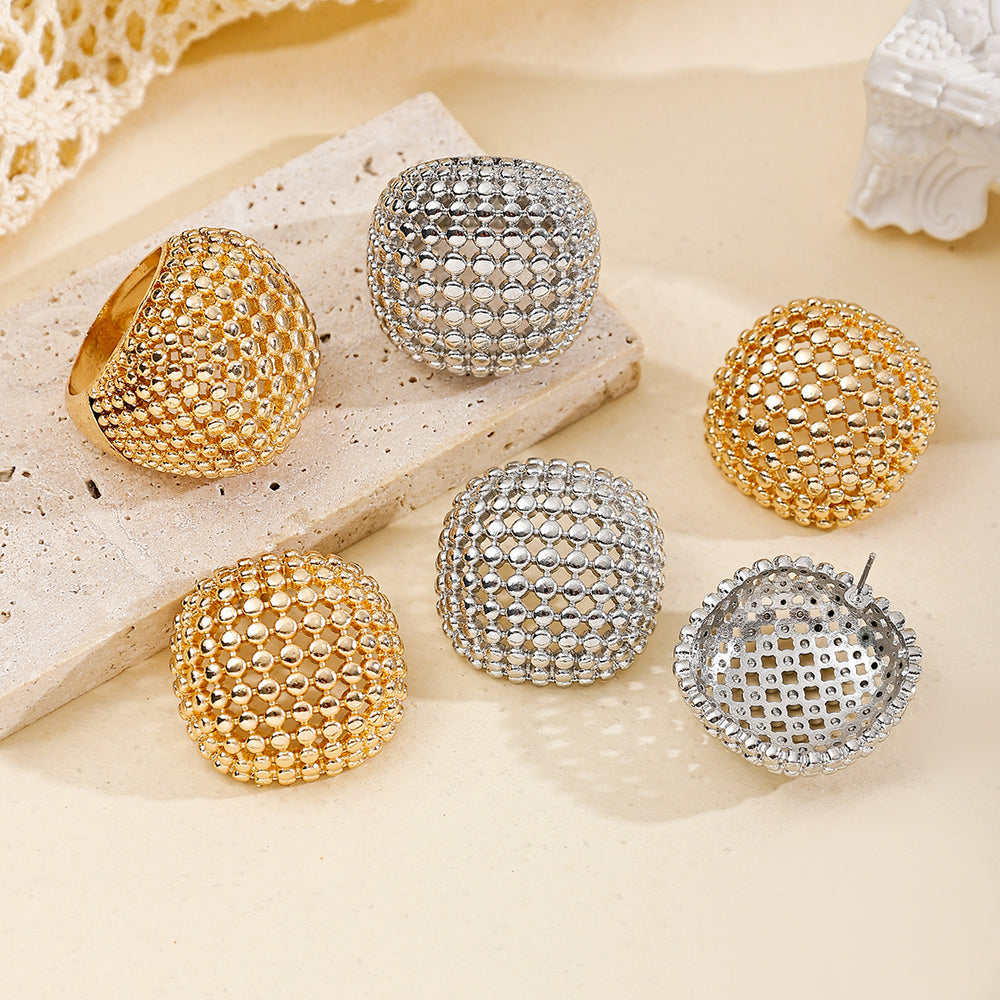 Wholesale retro ring sets, cross-border niche design geometric hollow jewelry, heavily crafted round bead metal stud earrings for women