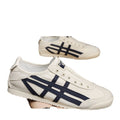 2025 new men's slip-on canvas sneakers, casual shoes, versatile loafers, trendy ins style skate shoes for men