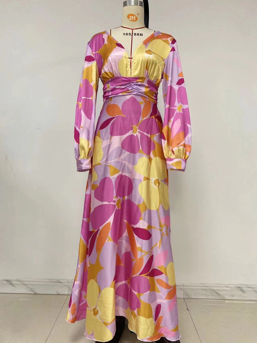 spring/summer new arrivals: european and american style fashionable printed dress - sexy v-neck, cinched waist, loose fit maxi dress