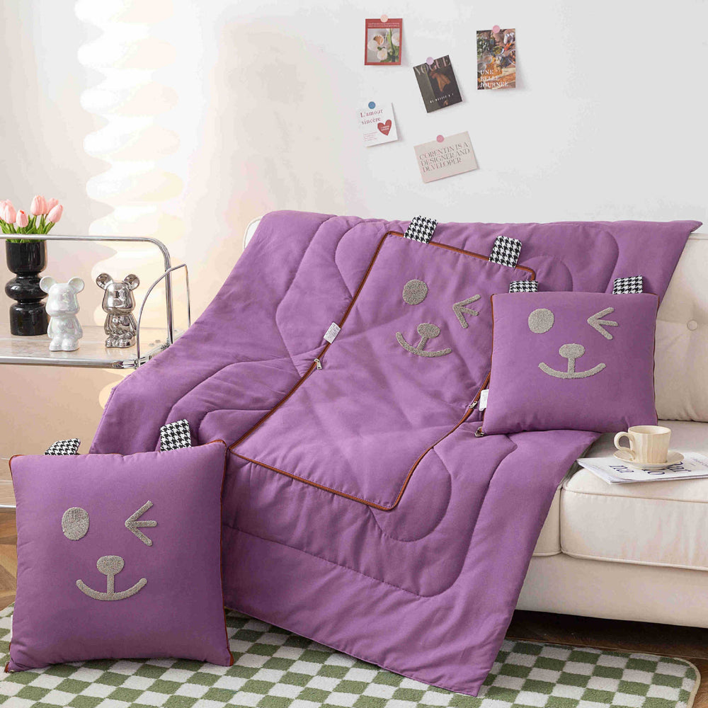 Dual-purpose pillow and quilt, two-in-one cartoon embroidered office pillow, car all year round model, for home single air-conditioning quilt