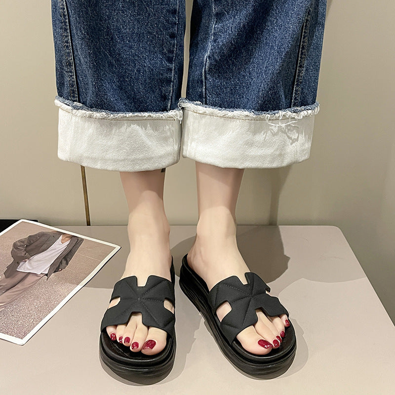 Women's summer slippers - stylish, sweet, princess-style, thick-soled, indoor/outdoor, non-slip, beach-ready thong sandals