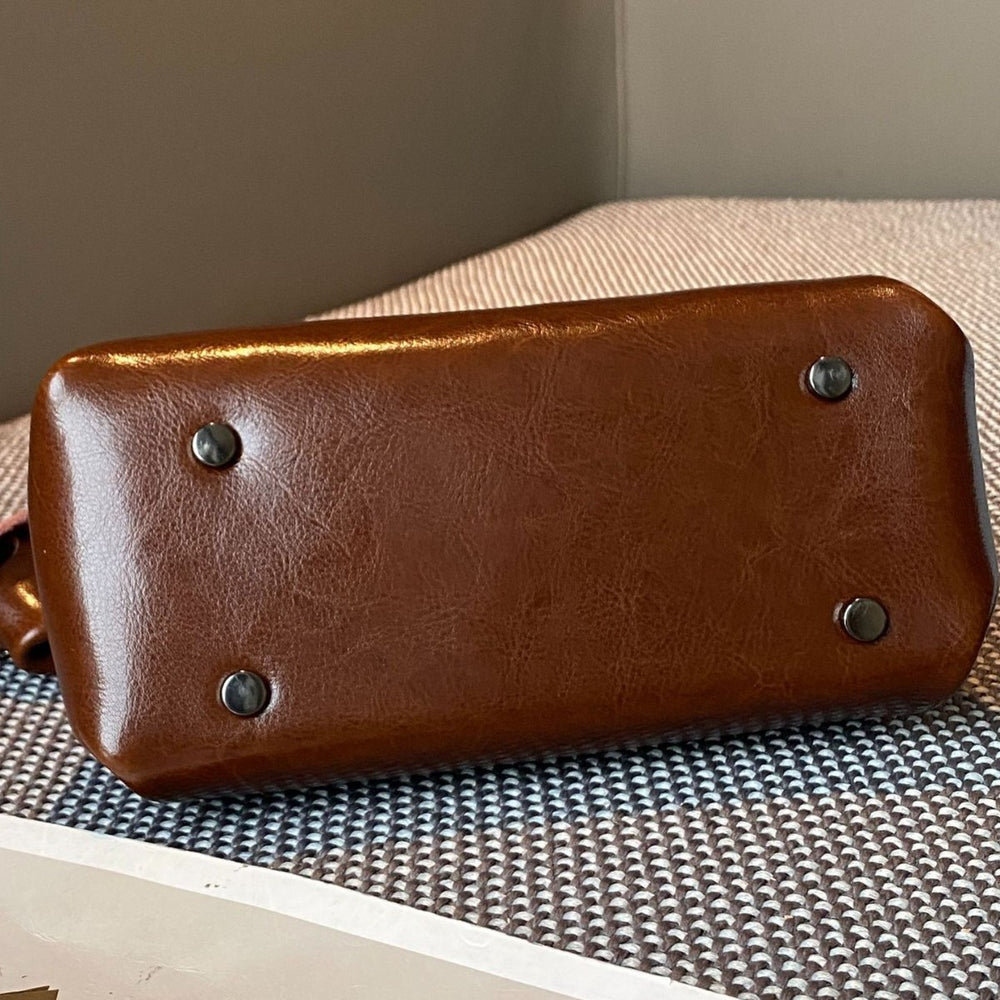 genuine leather women's bag crossbody bag fashioneasiest for match small bag cowhide shoulder bag girls classy sense oil wax leather bag