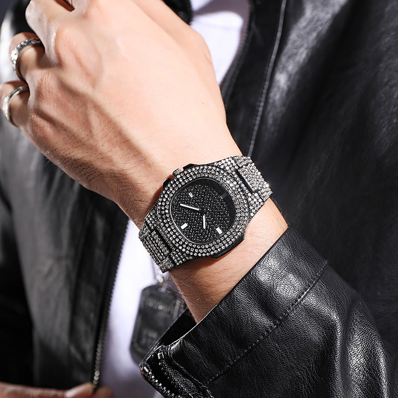 European and american hip-hop style fashion diamond watch for men and women, square large gold watch, trendy steel band quartz watch
