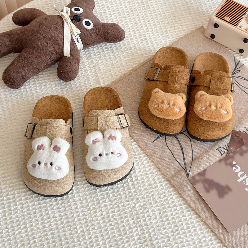 Cute and cuddly birkenstock-inspired slippers for kids, perfect for spring and autumn wear. these closed-toe, half-slippers feature a soft, comfortable sole and a slip-on design, making them ideal for lazy days