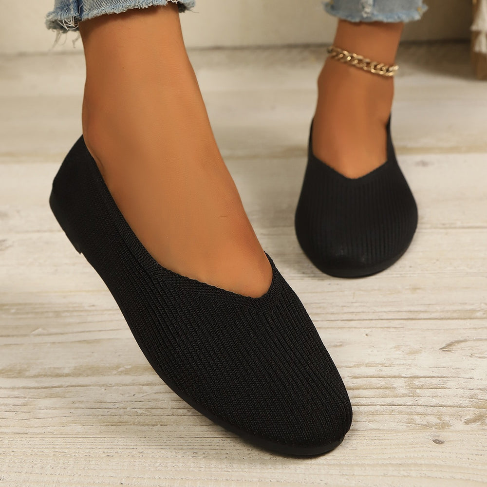summer new arrival: plus size women's casual comfort pointed toe flyknit slip-on flats - wholesale