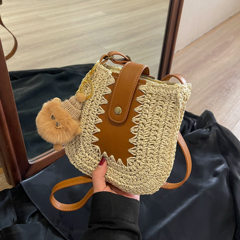 Cross-border woven straw bag women's spring and summer 2025 new versatile niche shoulder messenger bag seaside vacation beach bag