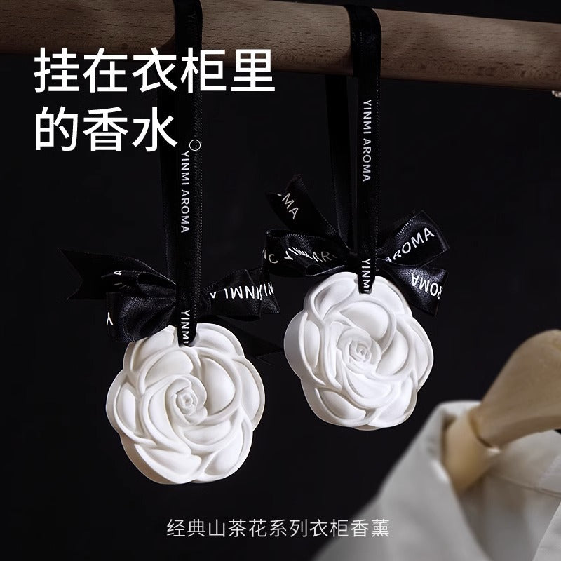 Ebony agarwood wardrobe aromatherapy camellia gypsum pendant long-lasting fragrance room incense girl car fragrance tablet hanging