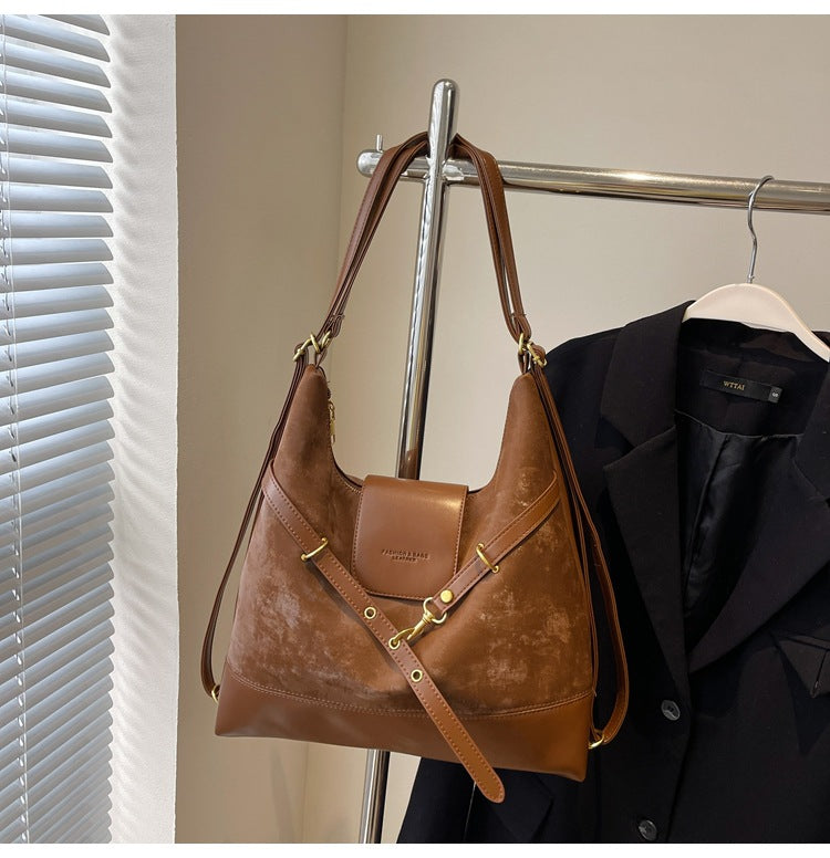 Vintage commute large capacity shoulder bag - women's niche design, new winter crossbody bag, versatile lightweight backpack