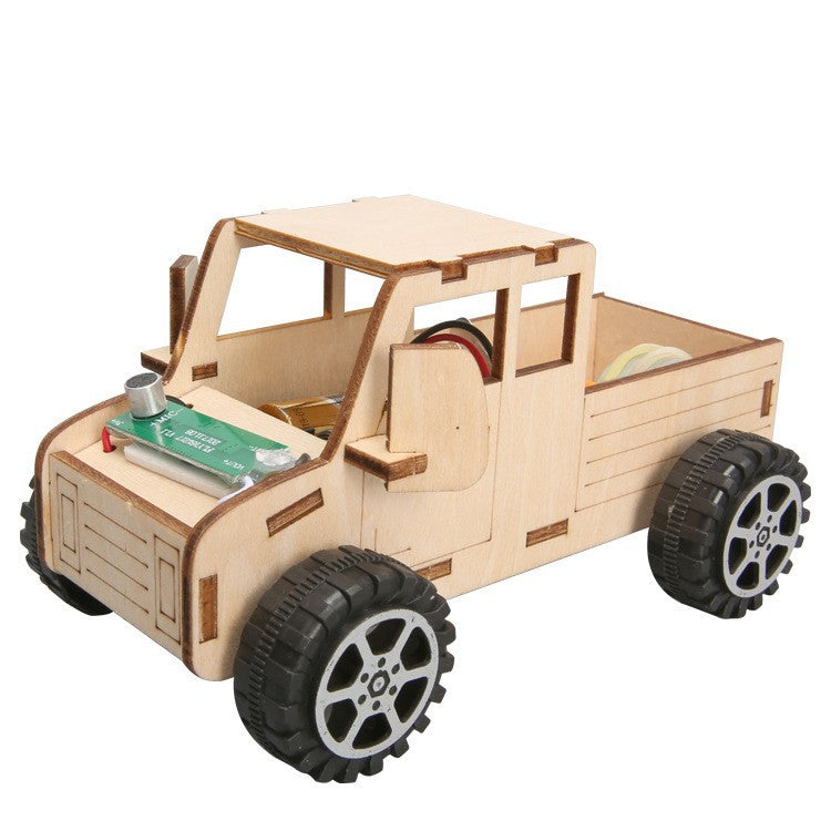 Voice-activated car children's technology handmade small DIY car material package student steam science educational toys