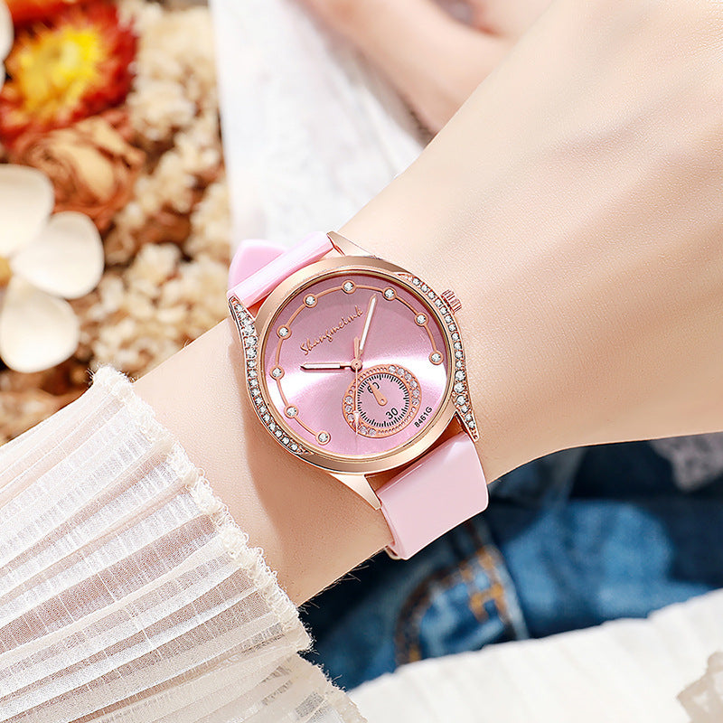 Wholesale manufacturer of cross-border e-commerce hot-selling "little green watch" quartz watches, silicone ladies' quartz watches for students