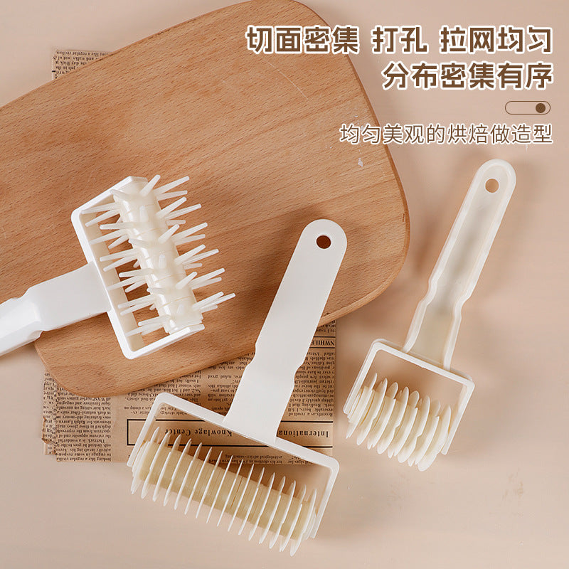 Large plastic mesh knife dough roller knife pizza pizza roller knife creative baking tool